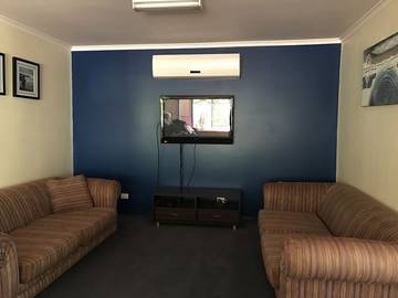 Holiday Home for 7 People in Lakes Entrance, Shire of East Gippsland, Photo 4