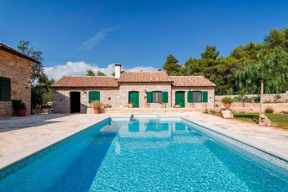 Villa für 12 Personen mit Pool in Vrboska, Hvar