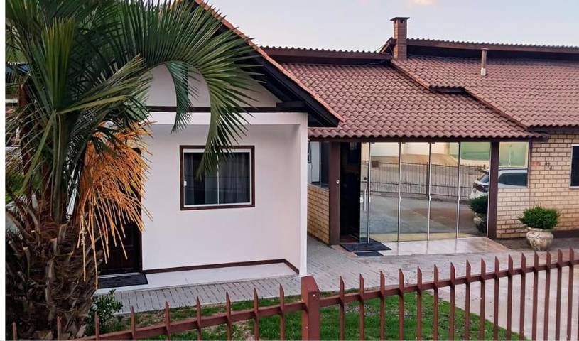 Casas e apartamentos de temporada para 2 pessoas, com jardim e jacuzzi em São Joaquim (Santa Catarina)