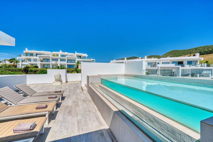 Ganze Wohnung, 2288 Luxury Penthouse with Private Rooftop Pool in Alcazaba Lagoon, Casares