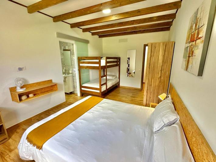 Apartamento de vacaciones para 2 personas, con piscina además de jardín y vistas, Se admiten mascotas - 1