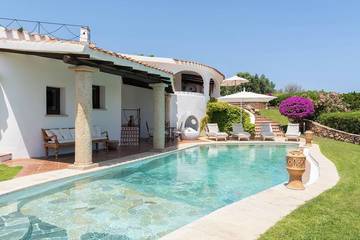 Villa pour 16 personnes, avec terrasse et jardin à Porto Cervo