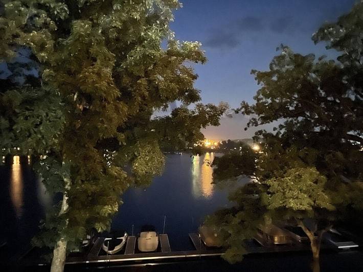 Vacation rental for 8 people, with balcony in McHenry