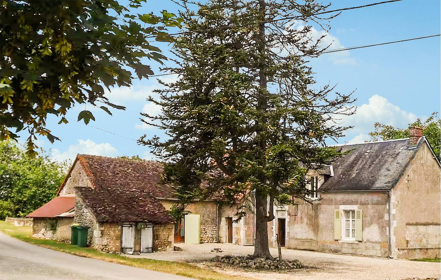 Maison de vacances pour 9 personnes avec terrasse in Mérigny, Région de Le Blanc