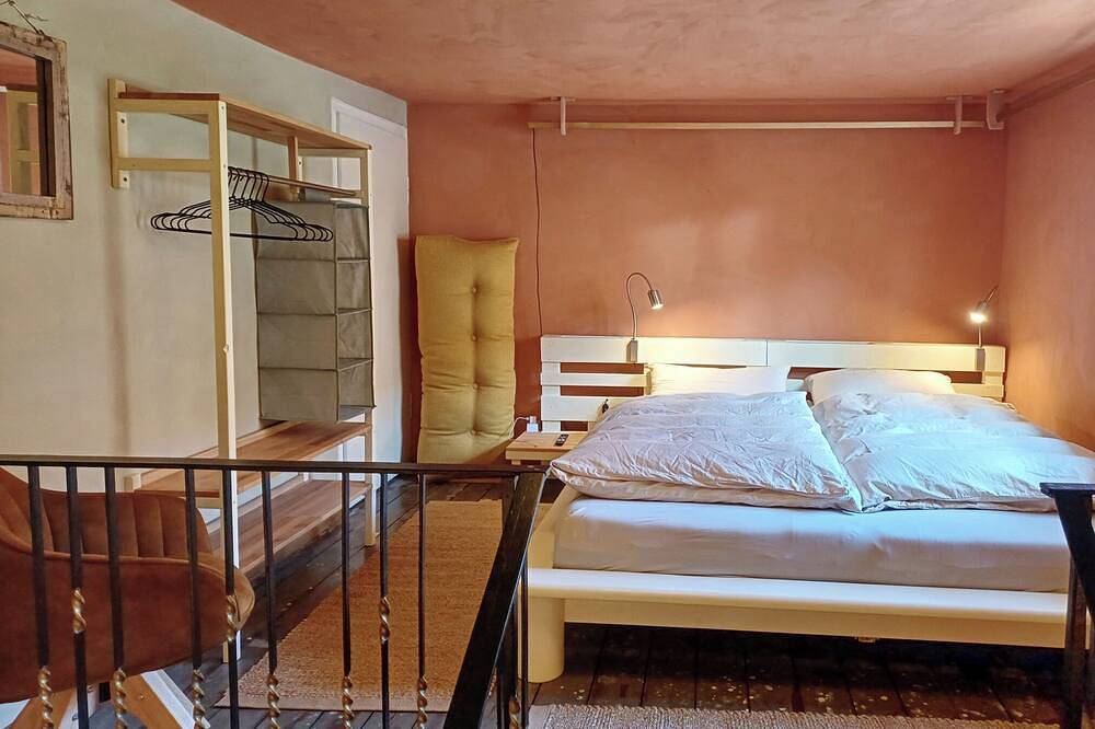 Ganze Wohnung, Stilvolles 35 qm-Apartment auf zwei Ebenen in Schönau a.d.Brend, Rhön-Bayern