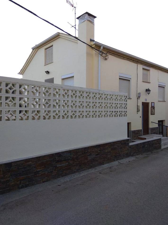 Casa rural para 6 personas, con vistas además de terraza y vistas al lago, Familias con niños en El Bierzo - 3