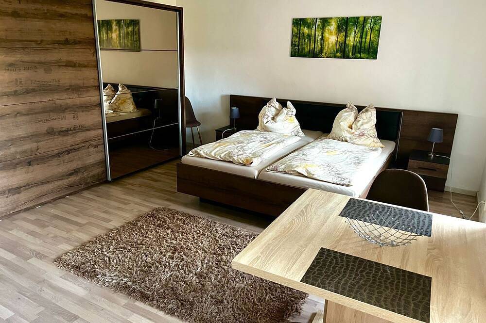 Ganze Wohnung, Gemütliche 1 Raum Wohnung auf Gut Rottmanshagen. Haustierfreundlich! in Jürgenstorf, Müritz