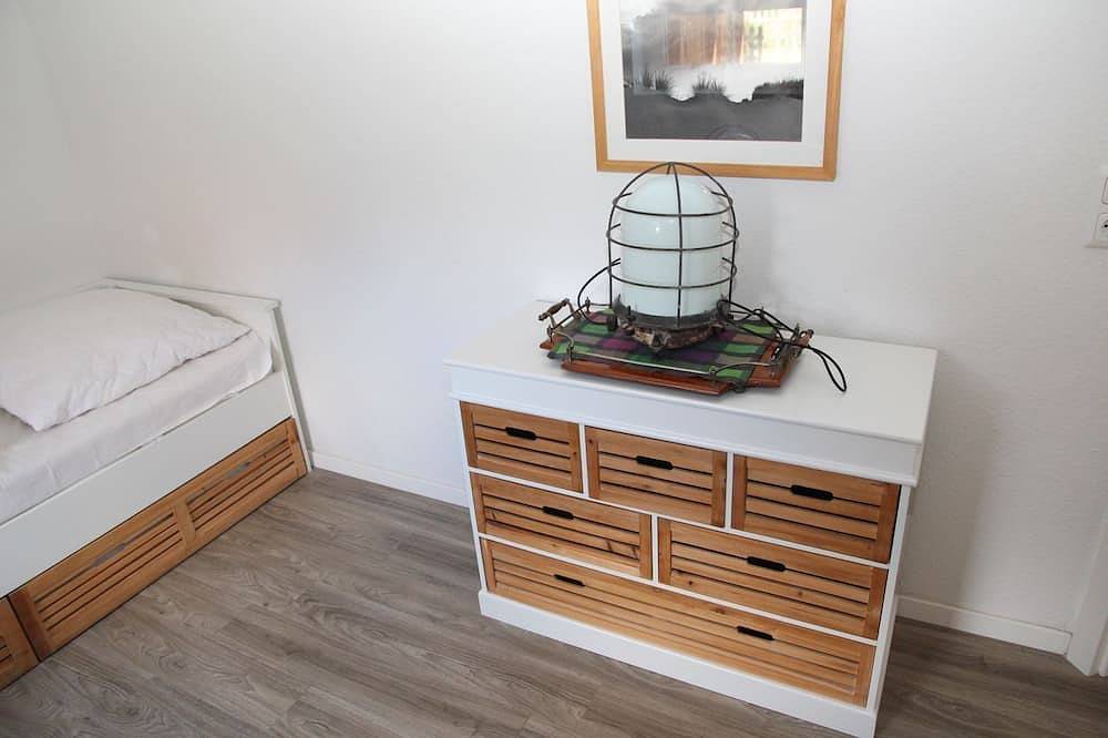 Entire apartment, Wawu - Allergy-friendly 75sqm apartment for 4 pers. with garden & sep. in Norden, Norden and Surroundings