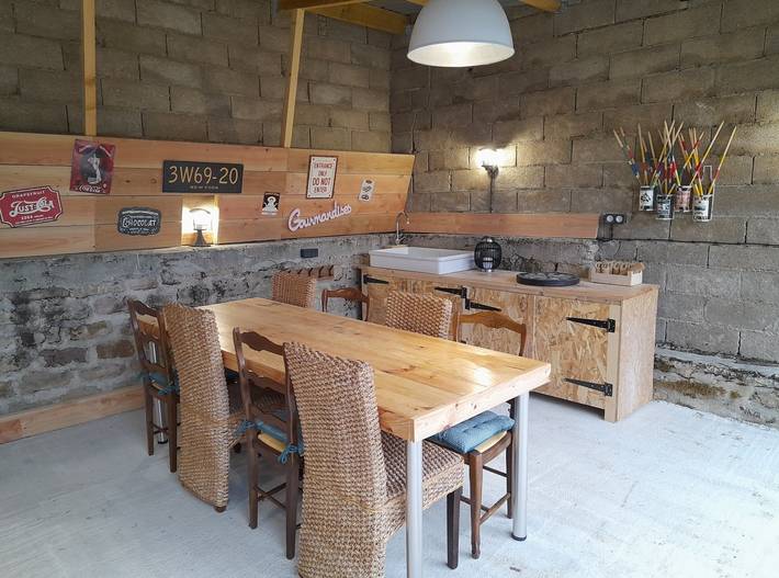 Gîte pour 7 personnes, avec Terrasse et Jardin à Signy-Montlibert