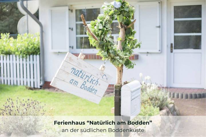 Casa de vacaciones 'Natürlich Am Bodden' con vistas al lago, terraza privada y Wi-Fi in Michaelsdorf, Fuhlendorf
