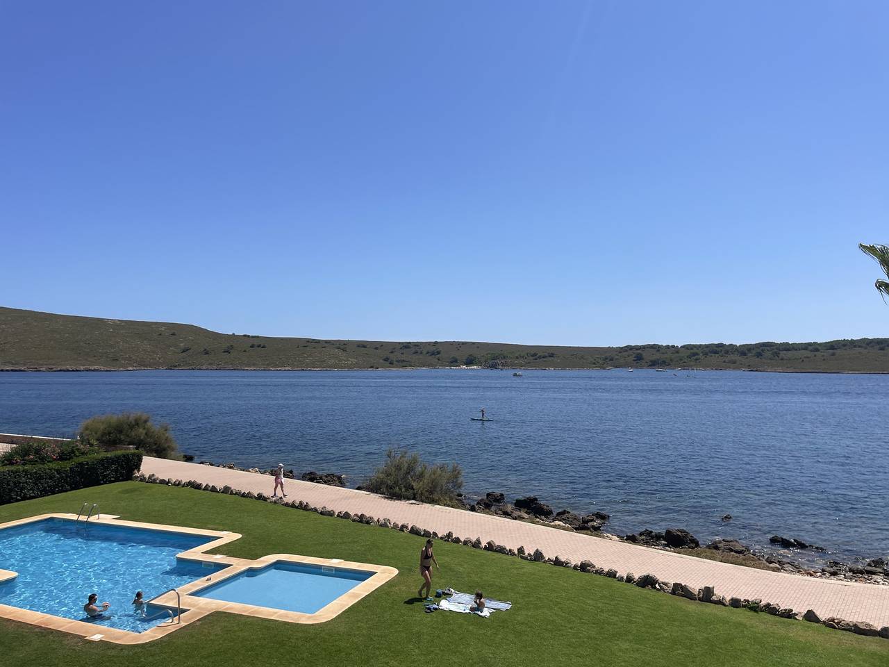 Apartamento entero, Apartamento de vacaciones para 4 personas con jardín in Fornells, Es Mercadal