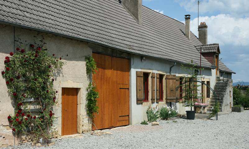 Gîte pour 6 personnes, avec piscine