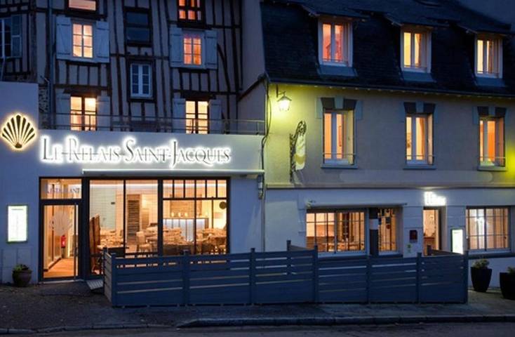 Hôtel pour 4 personnes, avec terrasse, animaux acceptés