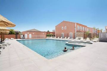 Appartement De Vacances pour 4 Personnes dans Aigues-Mortes, Côte méditerranéenne (France), Photo 2