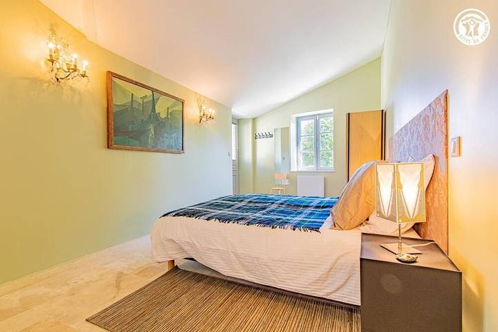Location de vacances pour 6 personnes, avec jardin à Mazille - 4