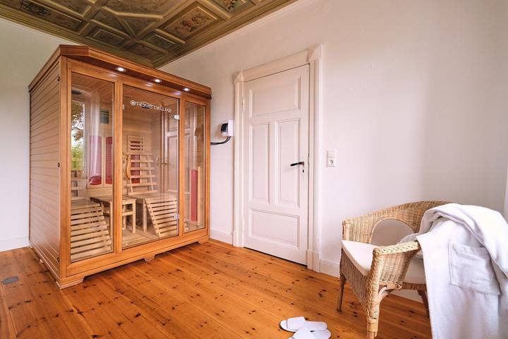 Ferienwohnung für 5 Personen, mit Terrasse und Garten sowie Sauna in Norderbrarup - 4