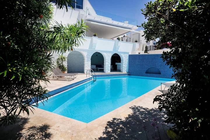 Hôtel pour 2 personnes, avec piscine ainsi que vue et jardin à Bodrum