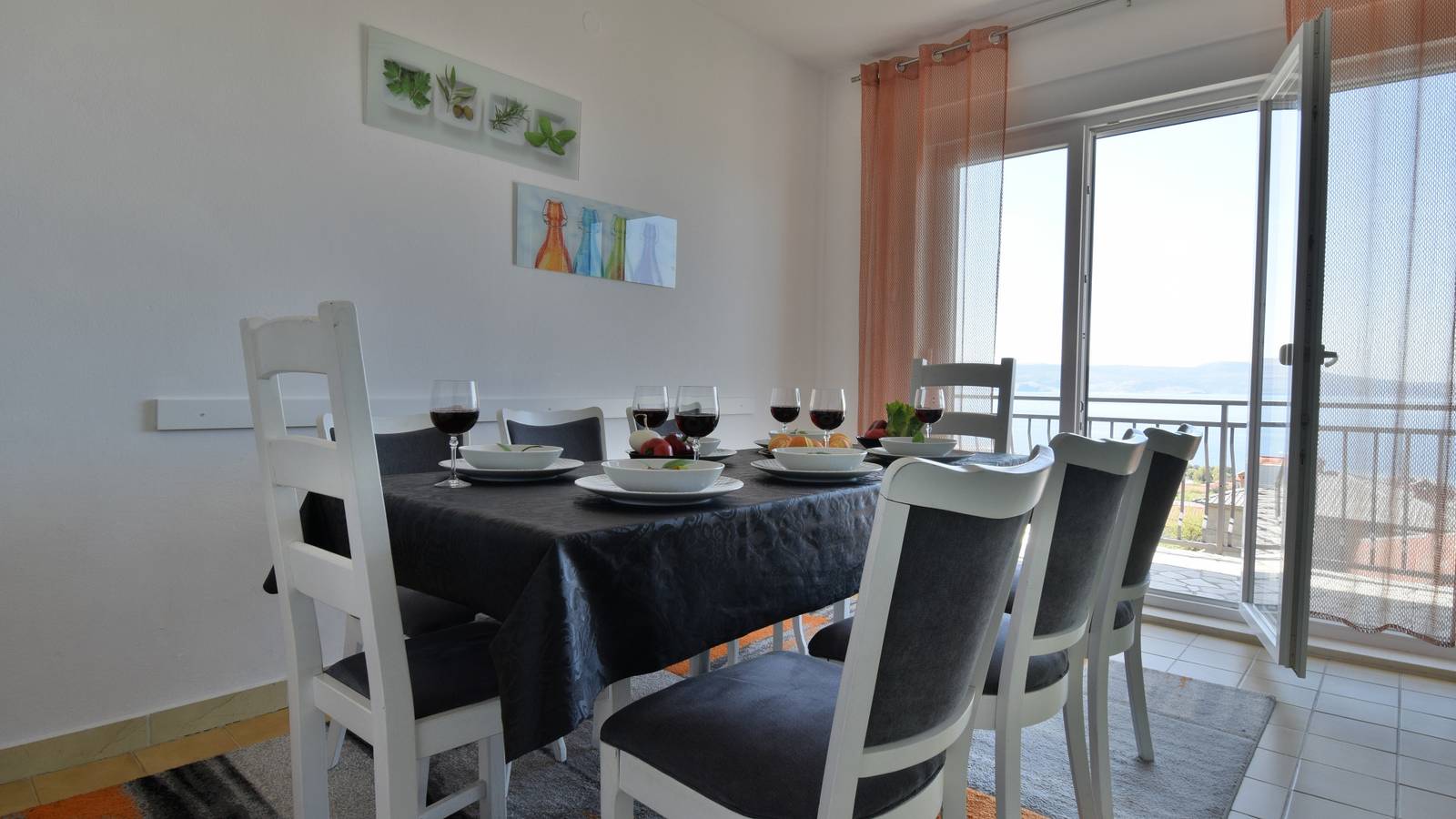 Ganze Wohnung, Apartman Adriana with sea view by Villas Guide in Novi Vinodolski, Primorje-Gorski Kotar