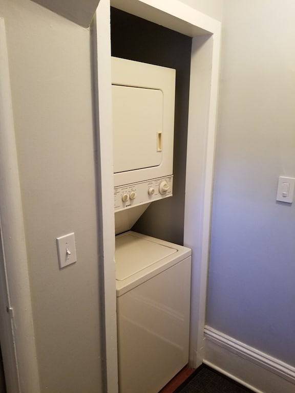 Ganze Wohnung, Neu renoviert und geräumig Getaway in Rochester, Ontariosee