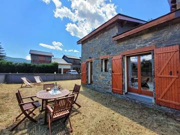 Location de vacances pour 6 personnes, avec jardin à Palau-de-Cerdagne