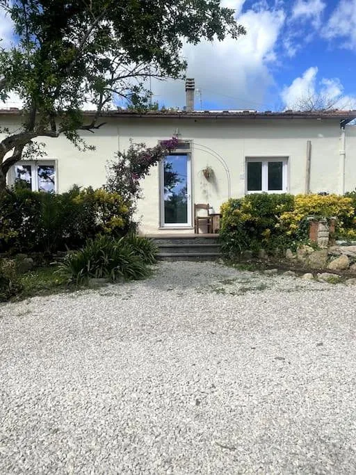 Villa pour 5 personnes, avec vue ainsi que jardin et piscine, animaux acceptés - 1