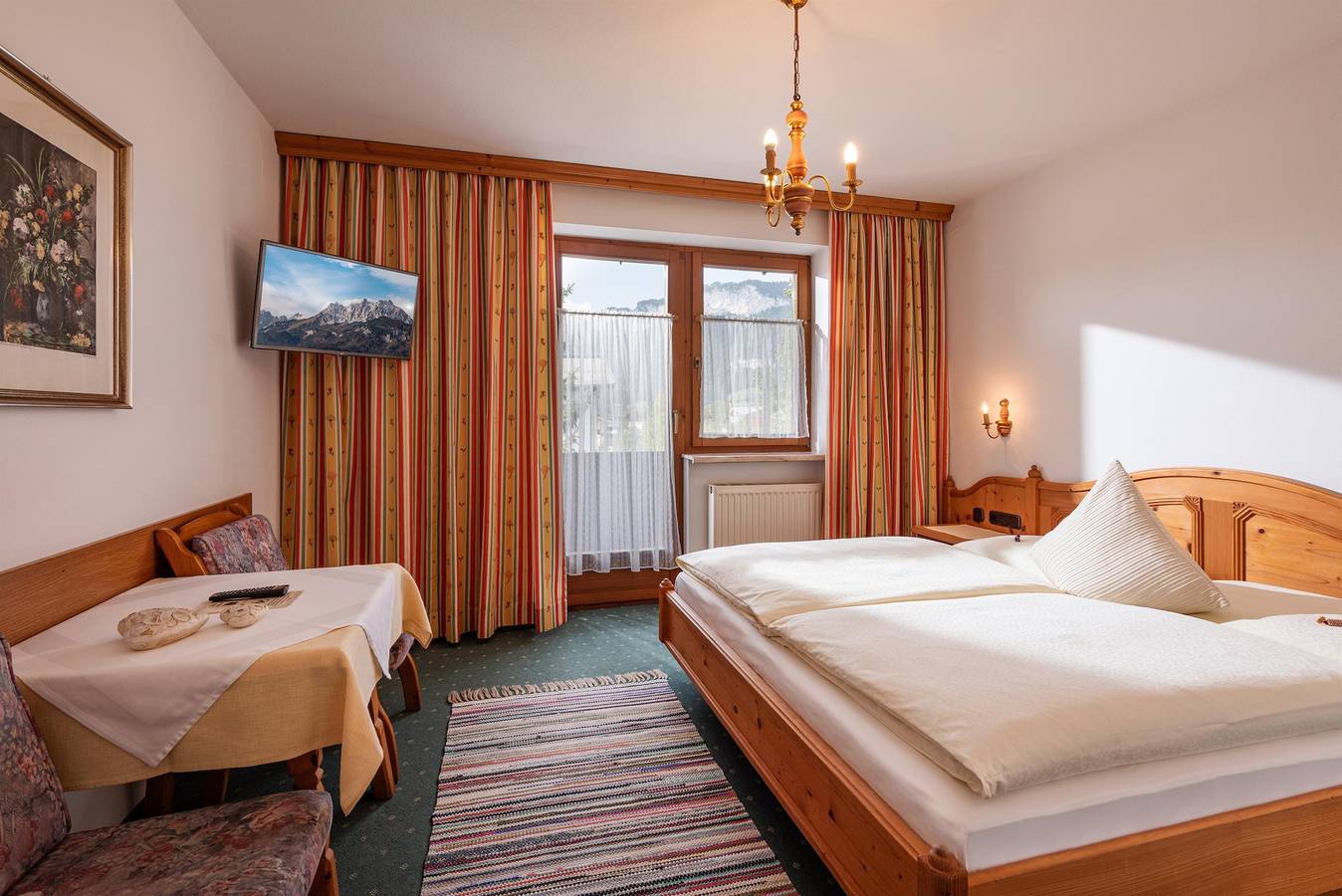 Doppelzimmer, Dusche, Wc in Sankt Johann in Tirol, Kaisergebirge