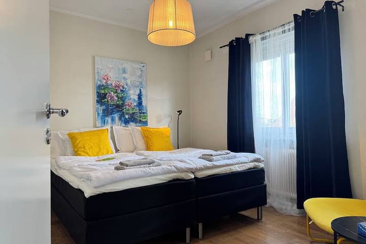 Zenour Villa - Bright & Cozy with Terrace in Åmål, Åmål (Gemeinde)