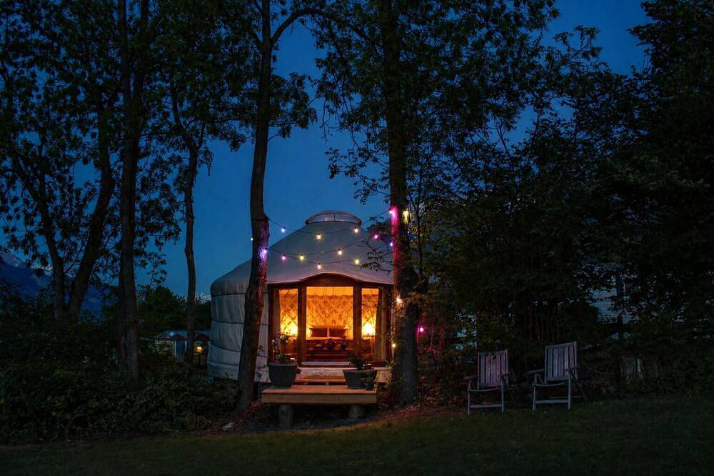 Woodmood Jurte mit Wellness in Leuk, Walliser Alpen