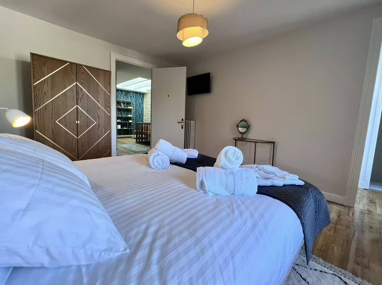 Maison d'hôtes 'Chambre' avec terrasse privée, jardin partagé et Wi-Fi in Eymet, Périgord Pourpre