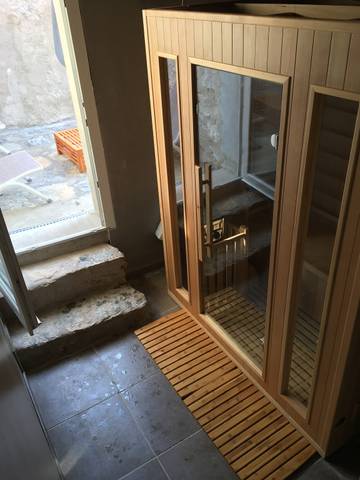 Chambre D’hôte pour 2 Personnes dans Faugères, Parc naturel régional du Haut-Languedoc, Photo 3