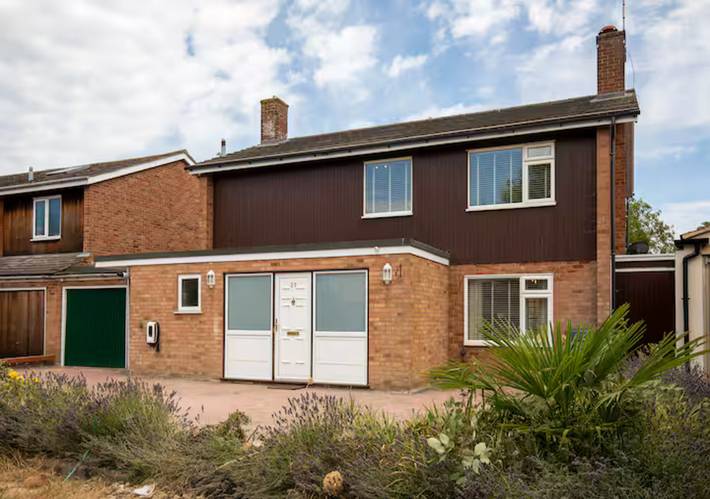 Spacious Home near Addenbrookes with Free Parking - Pass the Keys in Queen Edith's Ward, Cambridge