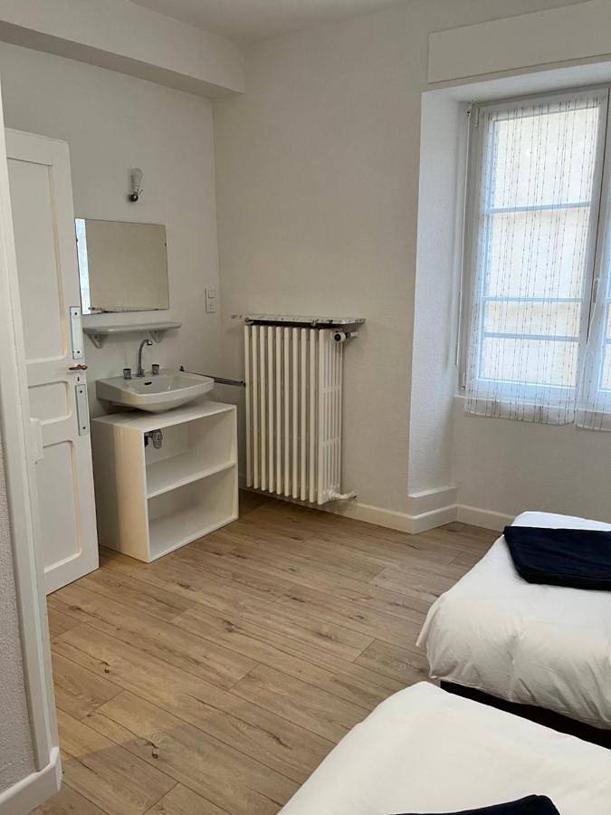 Appartement entier, Three-Bedroom Apartment in Damprichard, Jura Francais