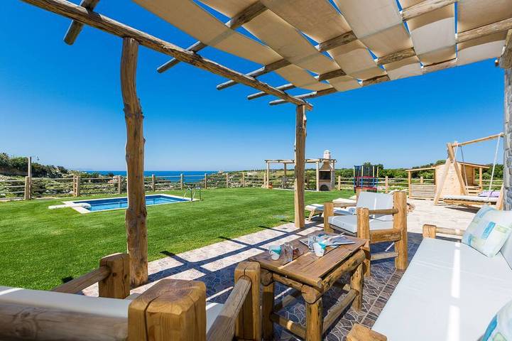 Chainteris Villa Iii, with Private Pool & Vast Views in Rethymno und Umgebung
