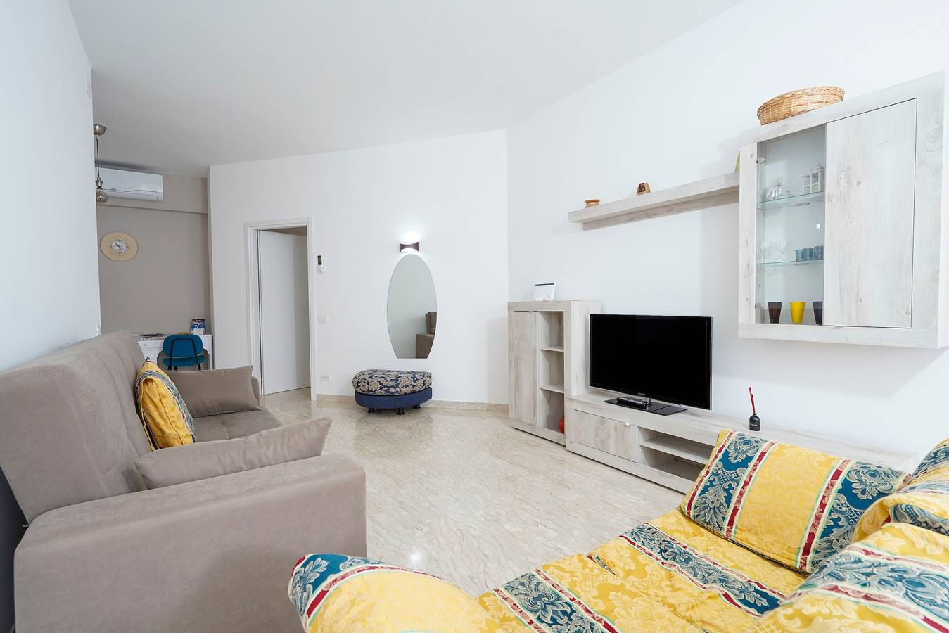 Casa Vacanza per 8 Persone in Monopoli, Valle D'Itria
