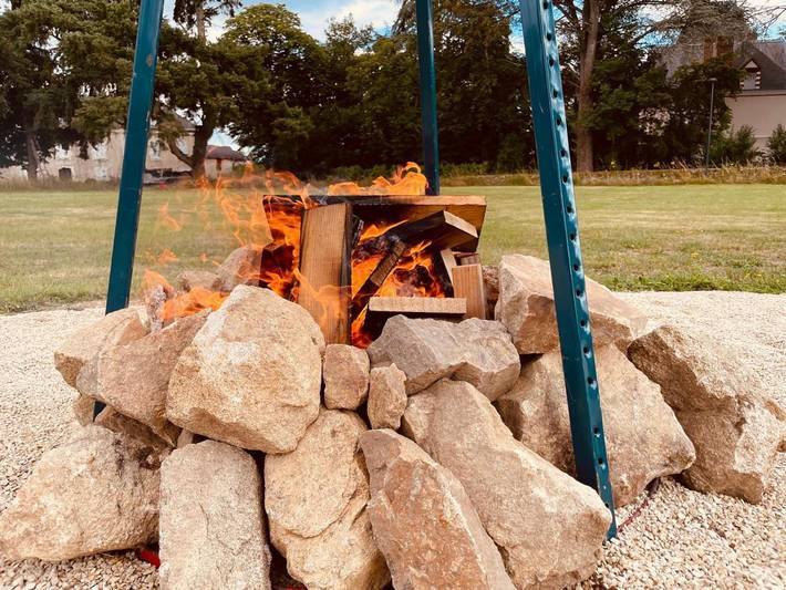 Gîte pour 2 personnes, avec terrasse ainsi que vue et jardin à Lussac-les-Églises - 4