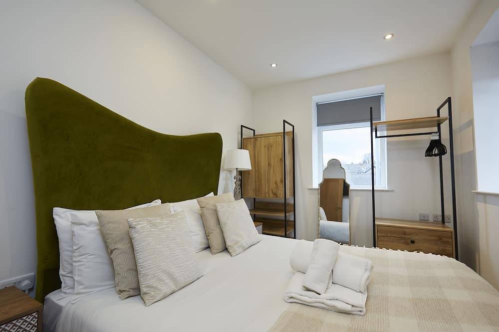 Apartment for 5 People in Huddersfield, West Yorkshire
