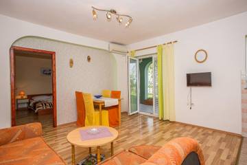 Vakantiewoning voor 4 Personen in Senj, Kvarn vasteland, Afbeelding 1