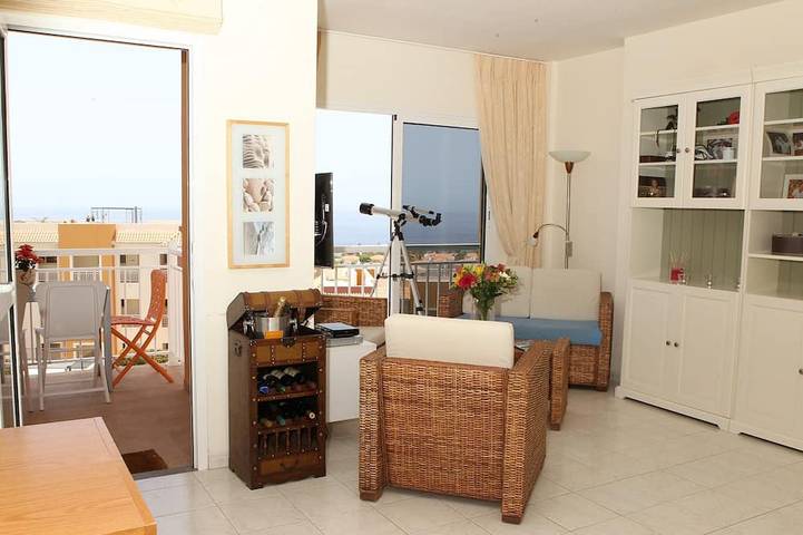 Appartement entier, Appartement avec grande terrasse sur le toit et vue mer panoramique in Callao Salvaje, Adeje