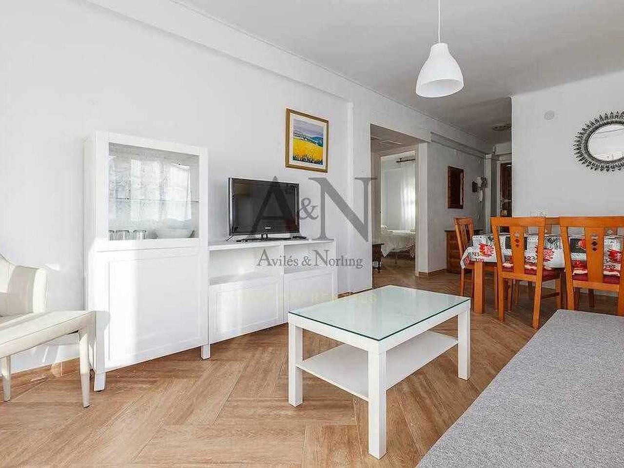 Ganze Wohnung, Wohnung in Torre del Mar mit Klimaanlage und Pool in Playa de Torre del Mar, Torre del Mar