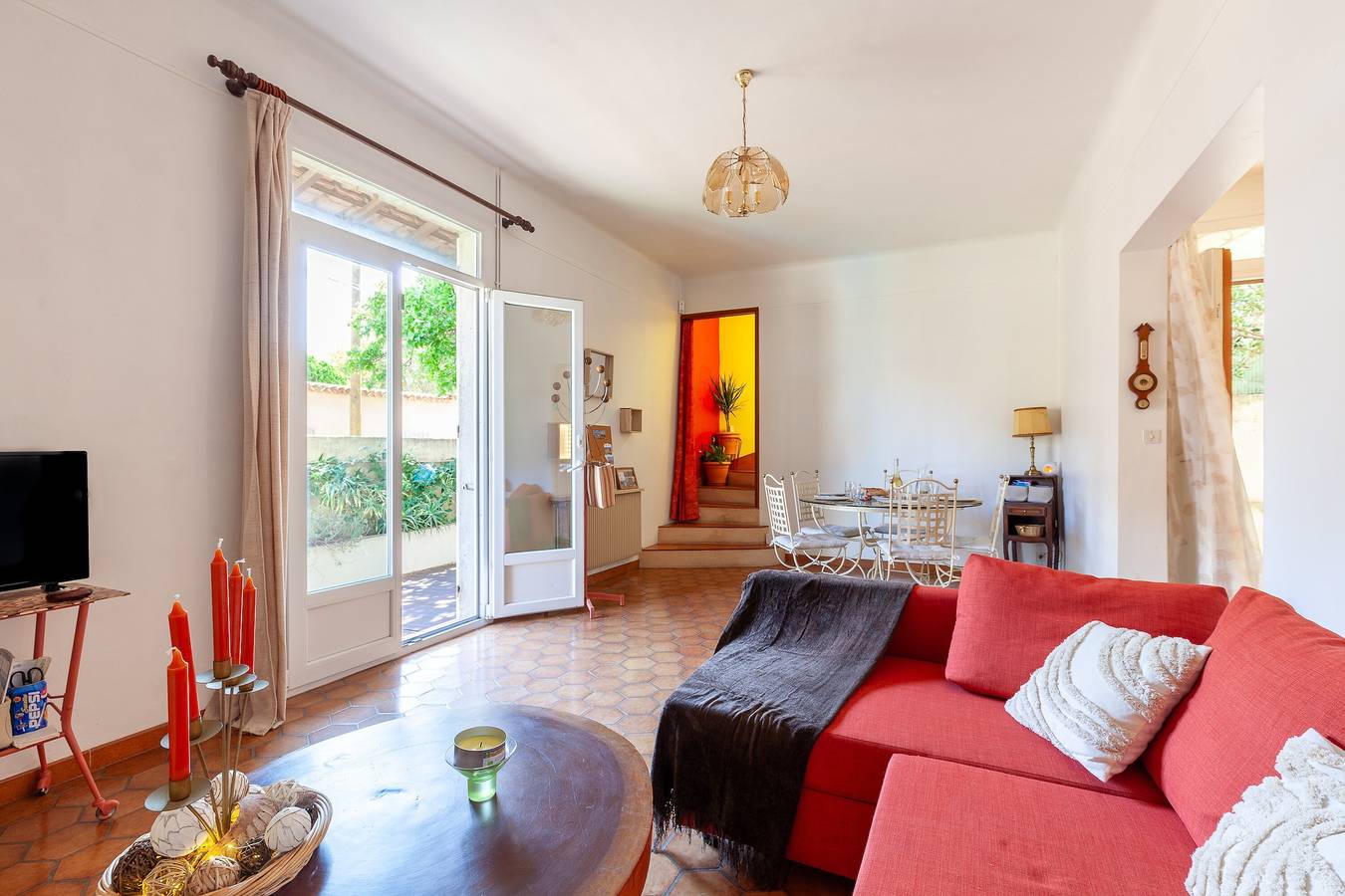 Villa Granier con terraza privada, jardín privado y Wi-Fi in Marsella, Marsella region