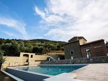 Villa for 13 Guests in Cortona, Arezzo Province, Picture 1