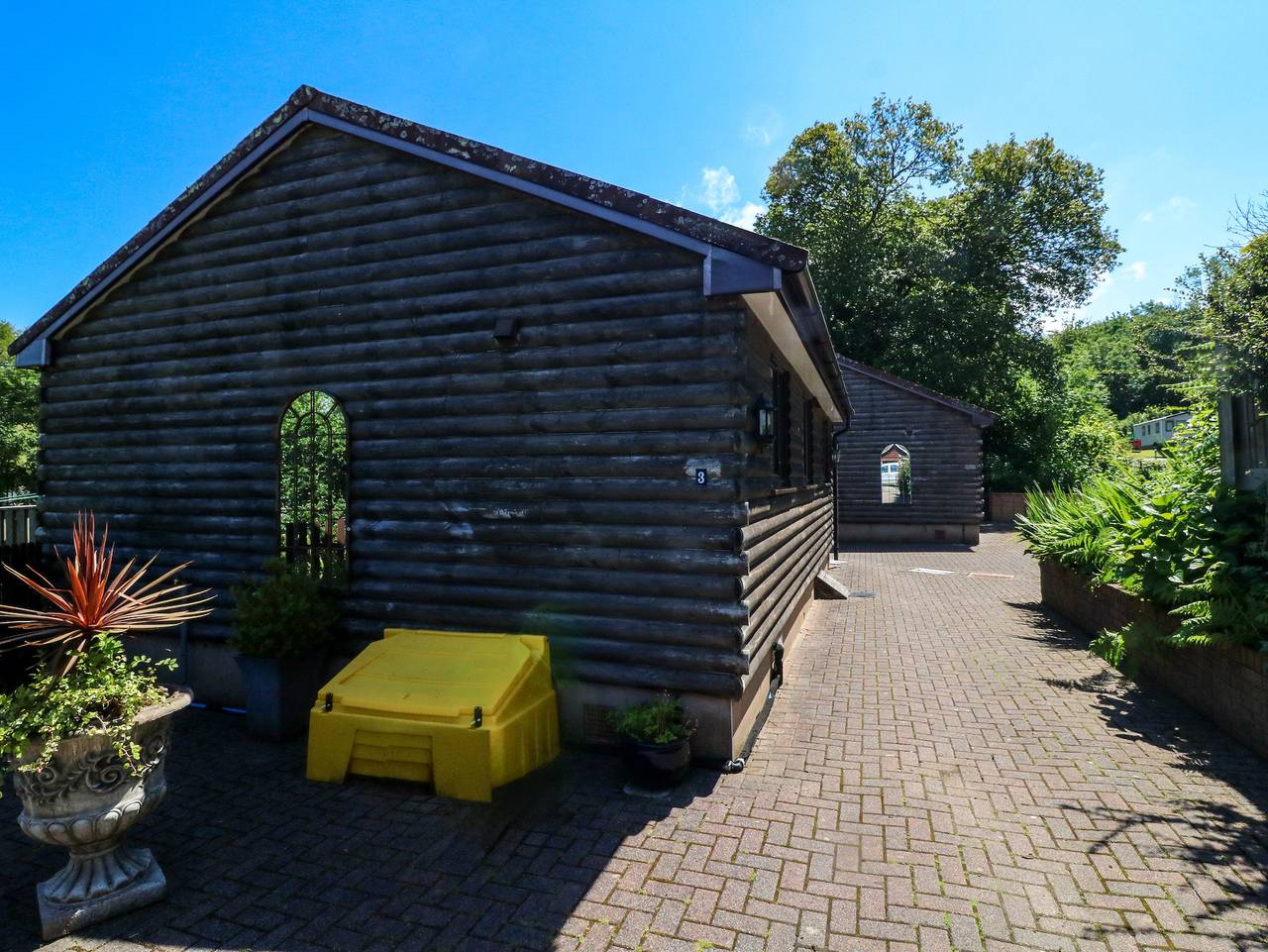 Chalet Log Cabin L3 in Combe Martin, Exmoor