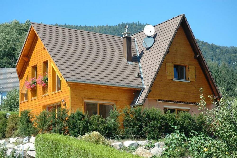 Chalet le Mannala with private Spa and Sauna, in Alsace, Vosges mountains in Saint-Amarin, Regionaler Naturpark Belchen der Vogesen