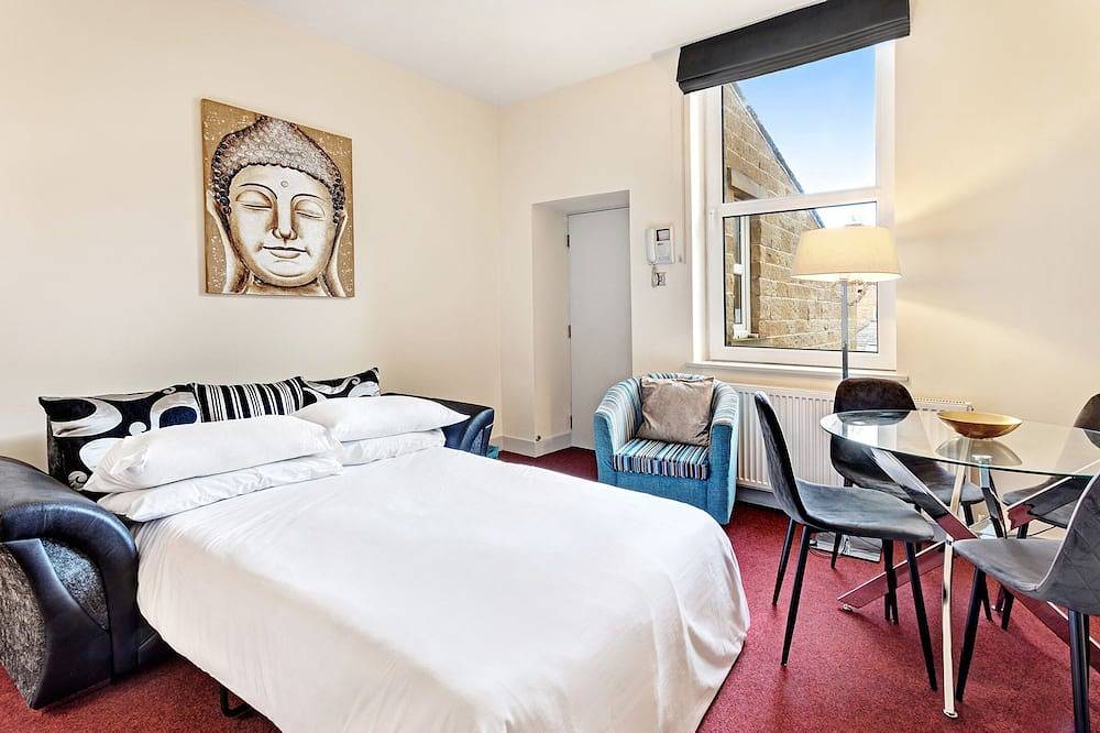 Entire apartment, Close to City Centre with free parking! in North Yorkshire