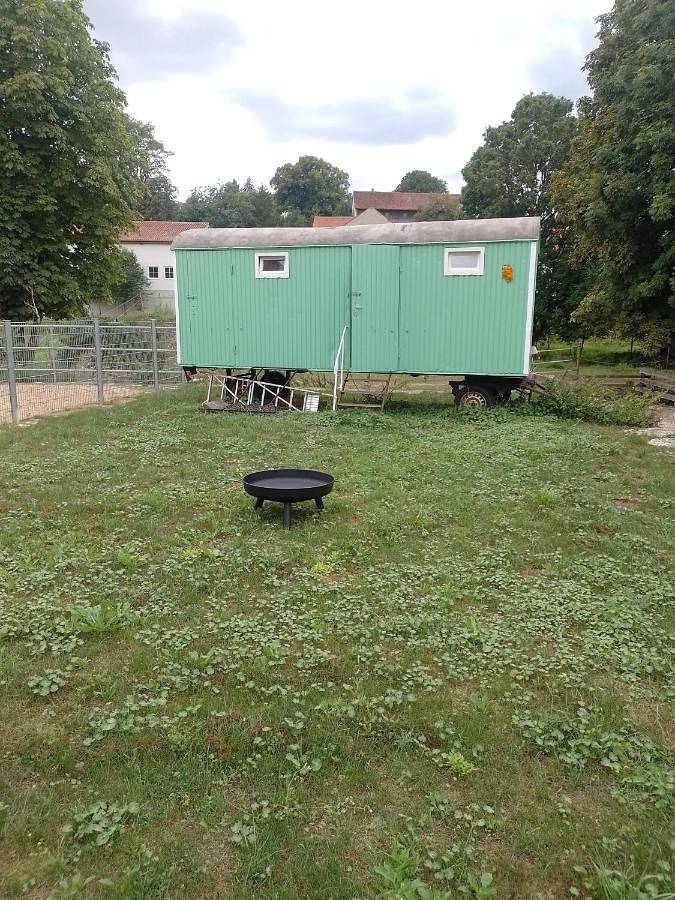 Camping für 2 Personen, mit Garten
