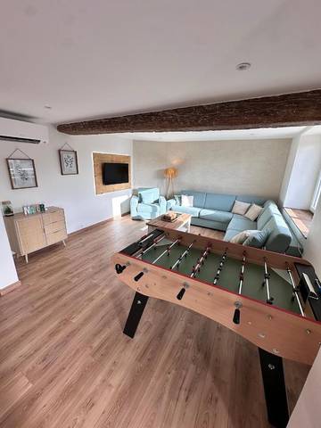 Gîte pour 9 personnes, avec jardin, animaux acceptés à La Forestière