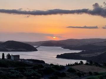 Gîte pour 3 personnes, avec vue sur le lac et vue à Guardialfiera