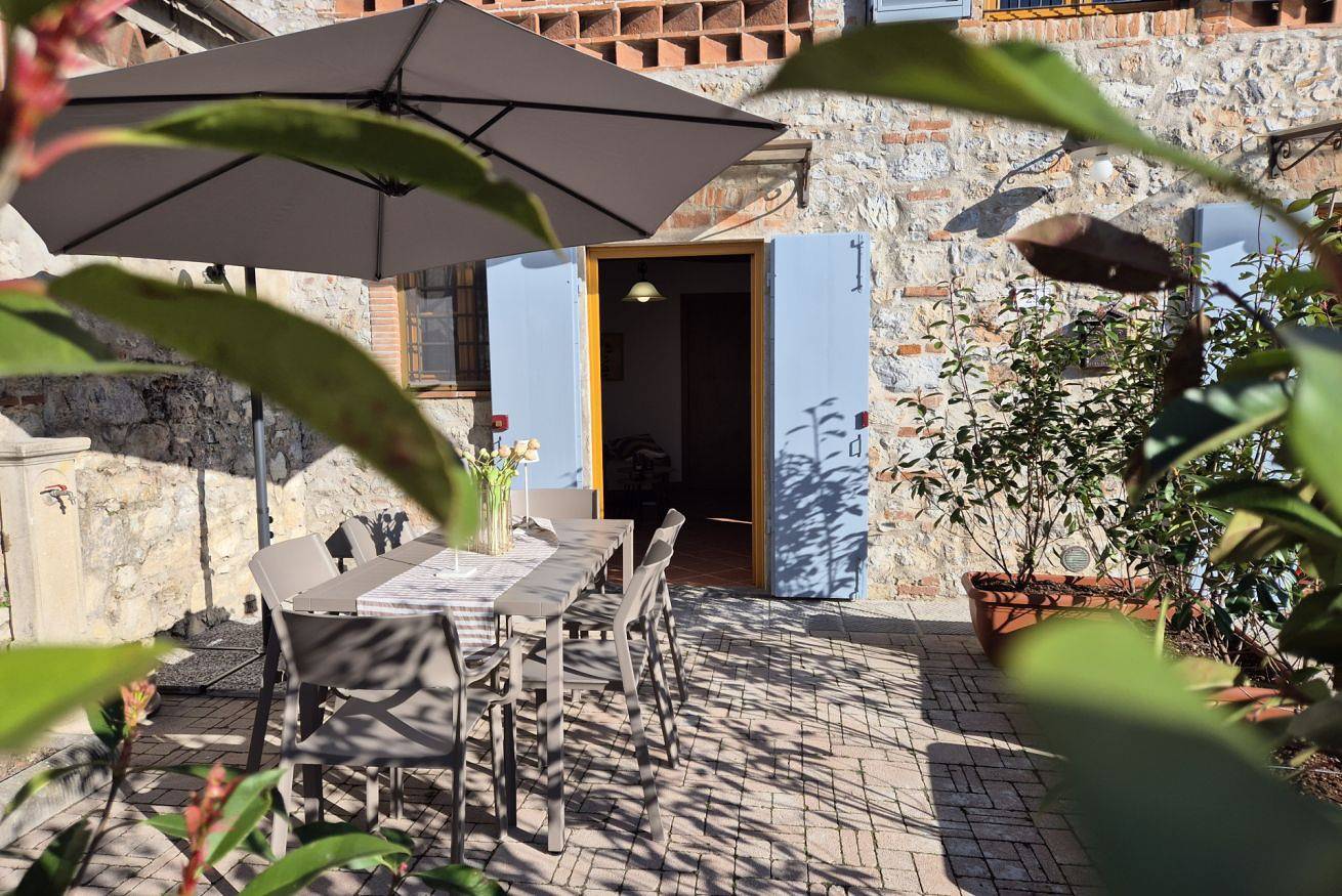 Landhaus für 4 Personen mit Garten in Massarosa, Italienische Riviera