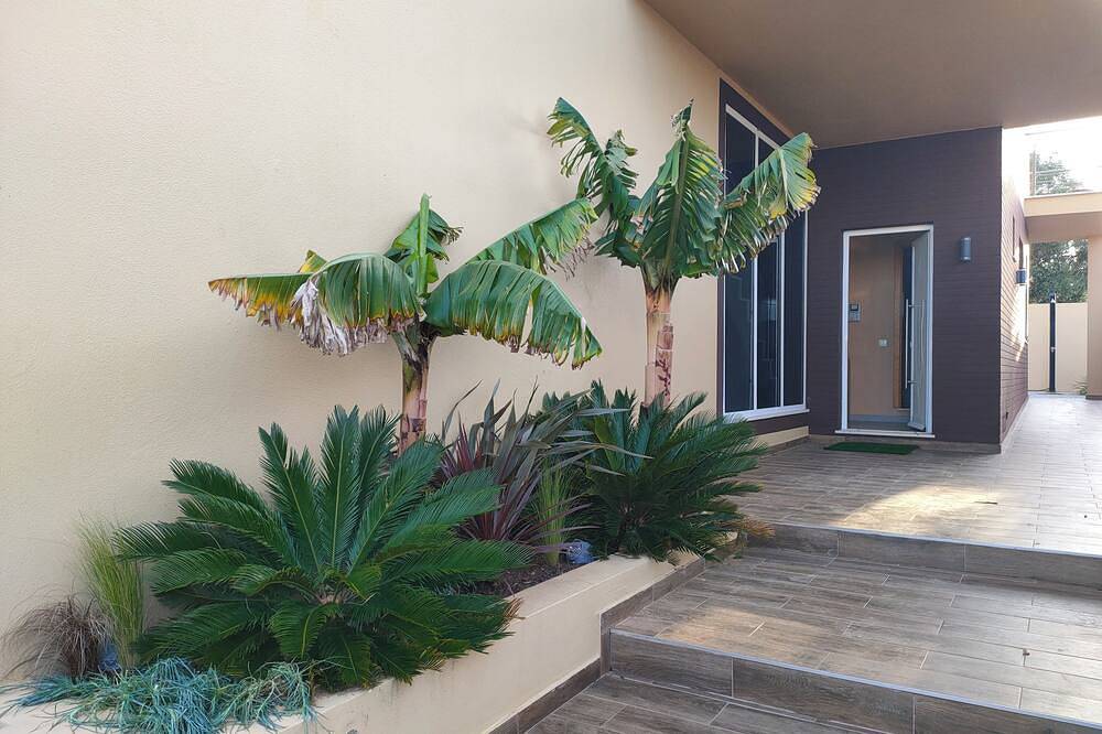 Beautiful villa with private pool Albufeira- Silves Algarve in Algoz, Faro Distrikt