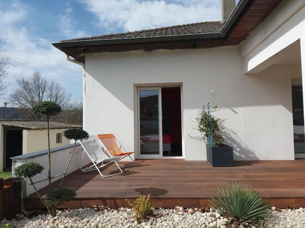 Appartement de vacances entier, Double Room with Garden View in Beausemblant, Région de Valence